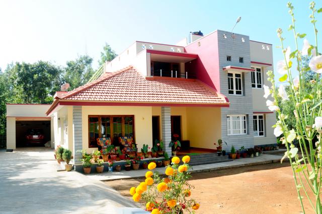 Girigandarva Homestay in Chikmagalore | Chikmagalur Girigandarva Homestay Booking | Book Online Rooms at Girigandarva Home Stay | Check Room Availability at Girigandharva Homestay