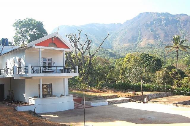Coffee County Homestay in Chikmagalur | Chikmagalur Coffee County | Coffee County Homestay in Chikmagalur | Group Discounts at 