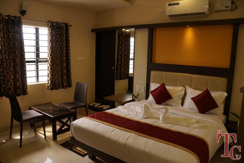 Royal Mist Inn Hotel Reservation in Chikmagalur | Group Hotel Bookings in Chikmagalur | Family Hotels in Chikmagalur