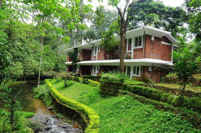 Falling Waters Resort in Munnar | Falling Waters Resort Kerala | Book rooms online