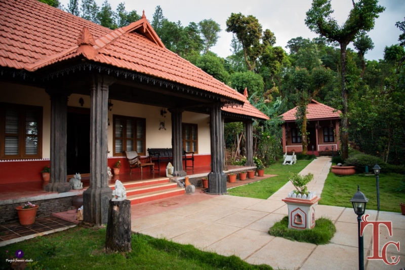 Pure Veg Homestay in Chikmagalur on Muliangiri Hilltop - Book rooms online with availability