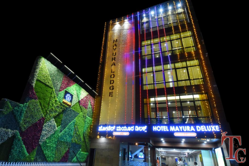 Mayura Deluxe Hotel photo 23
