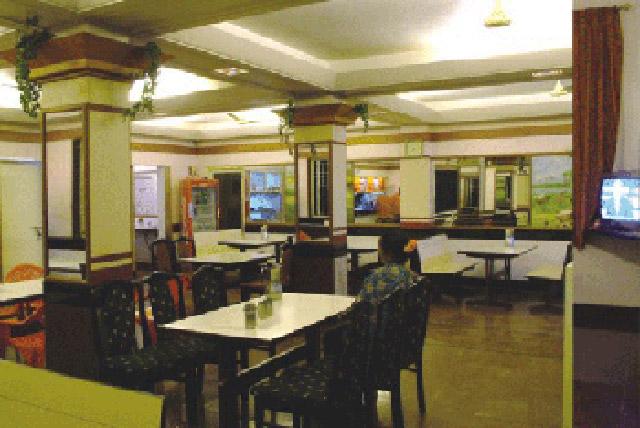 Kamat Executive Inn photo 3