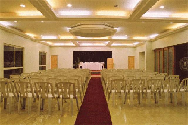 Kamat Executive Inn photo 4