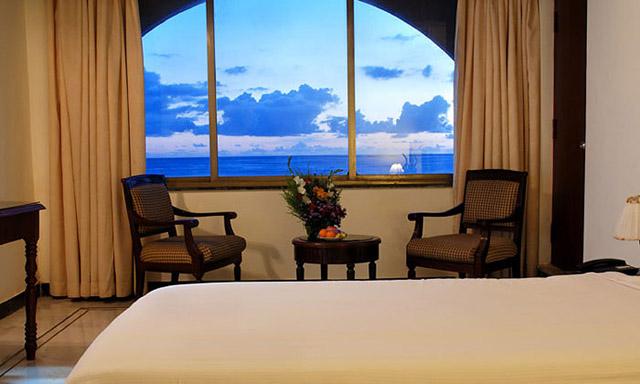 Paradise Isle Beach Resort photo 4