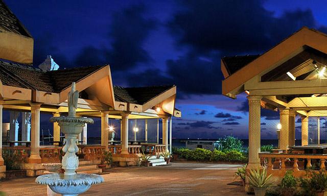 Paradise Isle Beach Resort