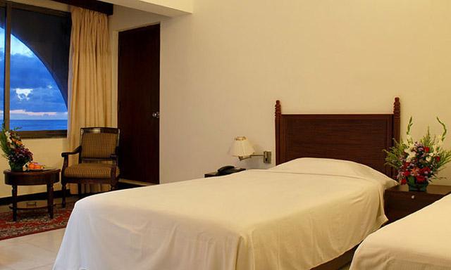 Paradise Isle Beach Resort photo 63