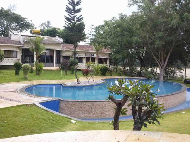 Water Woods Lodges