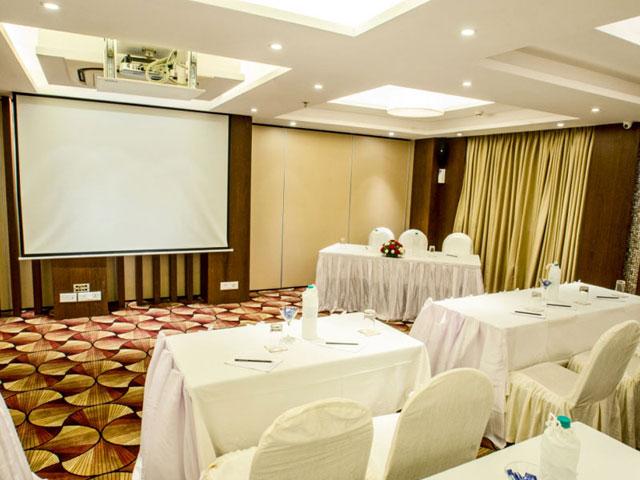 Hotel Calangute Towers photo 2