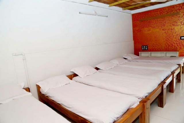 Holiday Inn Homestay photo 23