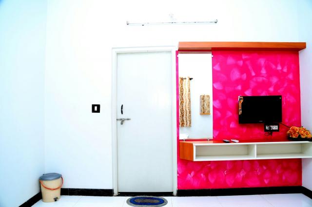 Holiday Inn Homestay photo 35