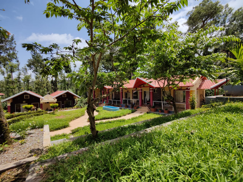 Silver Cloud Home Stay photo 70